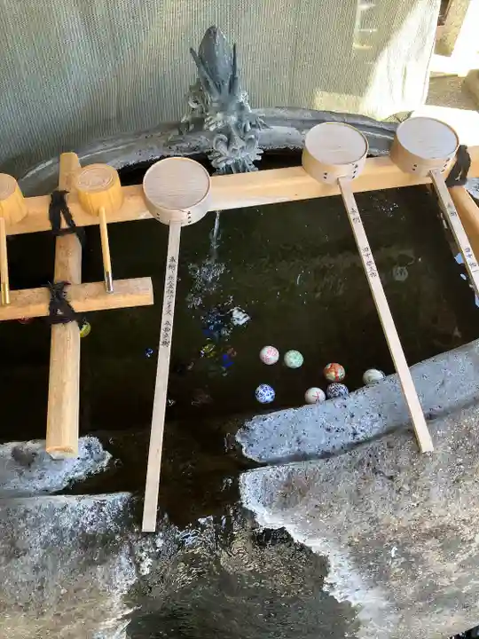 御嶽神社茅萱宮の手水舎