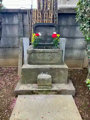 長運寺の{uncategorized: "未分類", other: "その他", undefined: "問題あり", building: "その他建物", grave: "お墓", sacred_gate: "鳥居", guardian: "狛犬", statue: "像", buddha: "仏像", history: "歴史", nature: "自然", garden: "庭園", animal: "動物", pagoda: "塔", temizu: "手水舎", mountain_gate: "山門・神門", sanctuary: "本殿・本堂", subordinate: "末社・摂社", art: "芸術", scenery: "景色", jizo: "地蔵", ema: "絵馬", goshuin: "御朱印", omikuji: "おみくじ", items: "授与品その他", amulet: "お守り", goshuincho: "御朱印帳", eats: "食事", festival: "お祭り", votive_dance: "神楽", shichigosan: "七五三参", wedding: "結婚式", experience: "体験その他", initially: "初詣", around: "周辺", anti_infection: "感染症対策"}