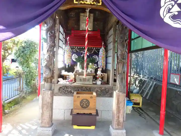 菊名池弁財天(神奈川県)