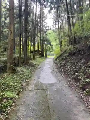 軍刀利神社元社(山梨県)