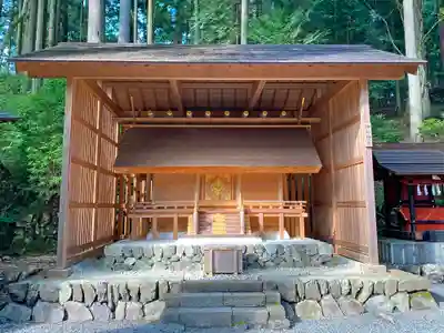 三峯神社の末社・摂社