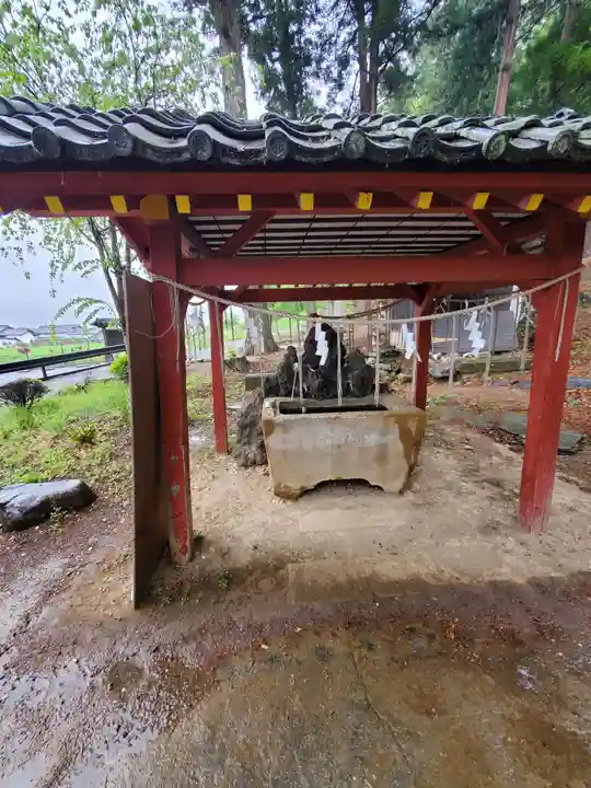 小幡八幡宮の手水舎