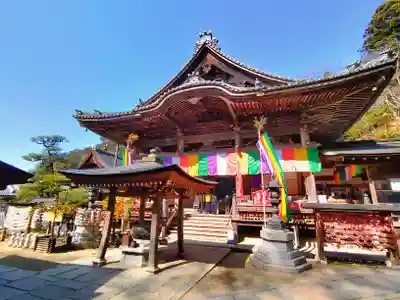 岡寺（龍蓋寺）の本殿・本堂