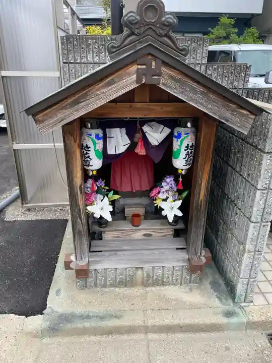 大森大師堂跡の{uncategorized: "未分類", other: "その他", undefined: "問題あり", building: "その他建物", grave: "お墓", sacred_gate: "鳥居", guardian: "狛犬", statue: "像", buddha: "仏像", history: "歴史", nature: "自然", garden: "庭園", animal: "動物", pagoda: "塔", temizu: "手水舎", mountain_gate: "山門・神門", sanctuary: "本殿・本堂", subordinate: "末社・摂社", art: "芸術", scenery: "景色", jizo: "地蔵", ema: "絵馬", goshuin: "御朱印", omikuji: "おみくじ", items: "授与品その他", amulet: "お守り", goshuincho: "御朱印帳", eats: "食事", festival: "お祭り", votive_dance: "神楽", shichigosan: "七五三参", wedding: "結婚式", experience: "体験その他", initially: "初詣", around: "周辺", anti_infection: "感染症対策"}