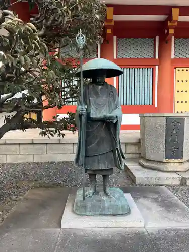 宝仙寺の像