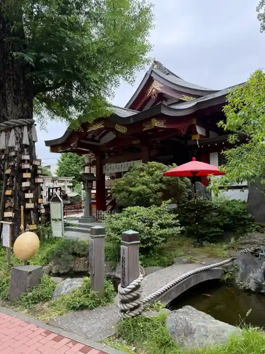 素盞雄神社の{uncategorized: "未分類", other: "その他", undefined: "問題あり", building: "その他建物", grave: "お墓", sacred_gate: "鳥居", guardian: "狛犬", statue: "像", buddha: "仏像", history: "歴史", nature: "自然", garden: "庭園", animal: "動物", pagoda: "塔", temizu: "手水舎", mountain_gate: "山門・神門", sanctuary: "本殿・本堂", subordinate: "末社・摂社", art: "芸術", scenery: "景色", jizo: "地蔵", ema: "絵馬", goshuin: "御朱印", omikuji: "おみくじ", items: "授与品その他", amulet: "お守り", goshuincho: "御朱印帳", eats: "食事", festival: "お祭り", votive_dance: "神楽", shichigosan: "七五三参", wedding: "結婚式", experience: "体験その他", initially: "初詣", around: "周辺", anti_infection: "感染症対策"}