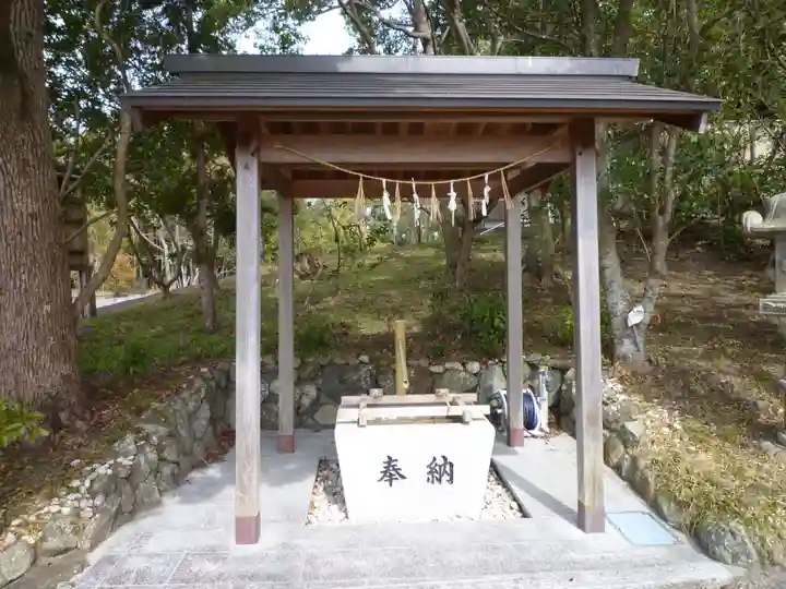高城神社の手水舎