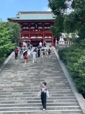 鶴岡八幡宮の本殿・本堂
