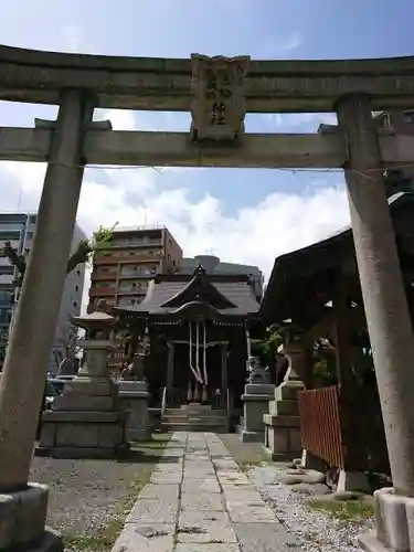 三輪厳島神社（弁天神社）の鳥居