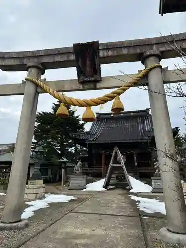 川巴良諏訪神社(富山県)