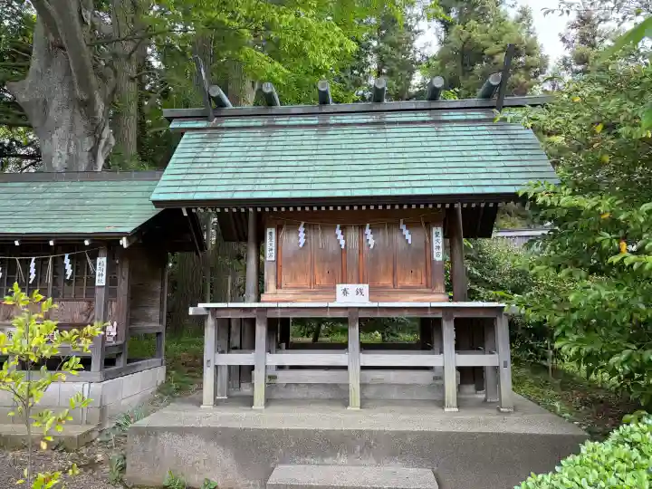 常陸第三宮 吉田神社の{uncategorized: "未分類", other: "その他", undefined: "問題あり", building: "その他建物", grave: "お墓", sacred_gate: "鳥居", guardian: "狛犬", statue: "像", buddha: "仏像", history: "歴史", nature: "自然", garden: "庭園", animal: "動物", pagoda: "塔", temizu: "手水舎", mountain_gate: "山門・神門", sanctuary: "本殿・本堂", subordinate: "末社・摂社", art: "芸術", scenery: "景色", jizo: "地蔵", ema: "絵馬", goshuin: "御朱印", omikuji: "おみくじ", items: "授与品その他", amulet: "お守り", goshuincho: "御朱印帳", eats: "食事", festival: "お祭り", votive_dance: "神楽", shichigosan: "七五三参", wedding: "結婚式", experience: "体験その他", initially: "初詣", around: "周辺", anti_infection: "感染症対策"}