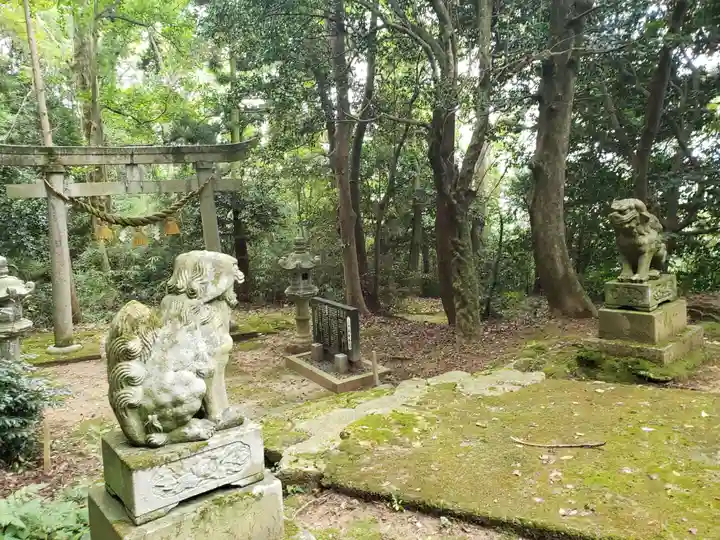 上堂神社の狛犬