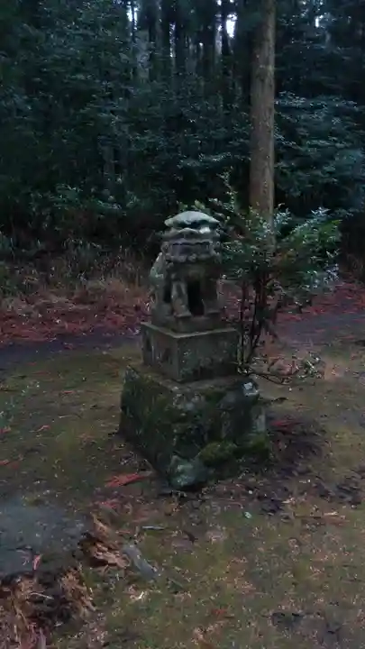 藤谷神社の狛犬