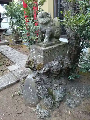 勝利八幡神社の狛犬