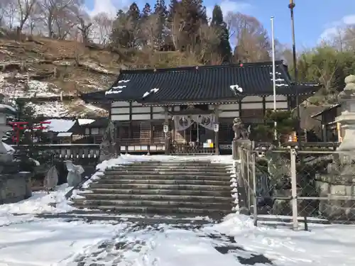 南部神社の本殿