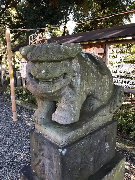 菊田神社の狛犬