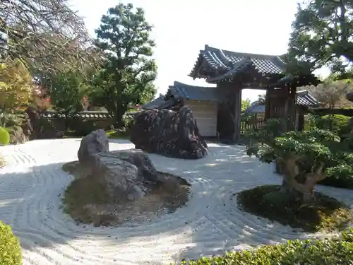 正法寺の庭園