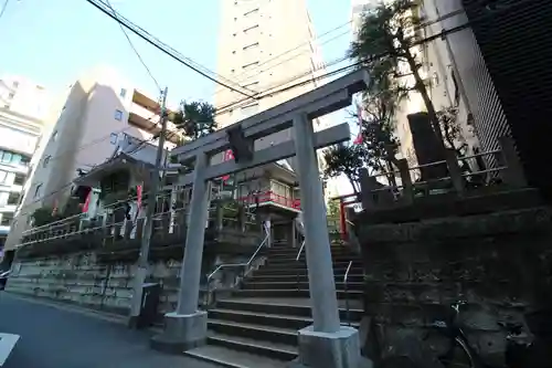 妻戀神社の鳥居