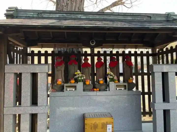 安養寺の{uncategorized: "未分類", other: "その他", undefined: "問題あり", building: "その他建物", grave: "お墓", sacred_gate: "鳥居", guardian: "狛犬", statue: "像", buddha: "仏像", history: "歴史", nature: "自然", garden: "庭園", animal: "動物", pagoda: "塔", temizu: "手水舎", mountain_gate: "山門・神門", sanctuary: "本殿・本堂", subordinate: "末社・摂社", art: "芸術", scenery: "景色", jizo: "地蔵", ema: "絵馬", goshuin: "御朱印", omikuji: "おみくじ", items: "授与品その他", amulet: "お守り", goshuincho: "御朱印帳", eats: "食事", festival: "お祭り", votive_dance: "神楽", shichigosan: "七五三参", wedding: "結婚式", experience: "体験その他", initially: "初詣", around: "周辺", anti_infection: "感染症対策"}