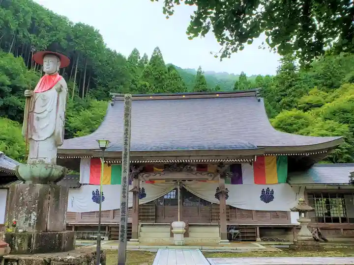 弘誓寺の本殿・本堂