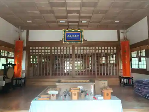 岩崎御嶽社の本殿・本堂