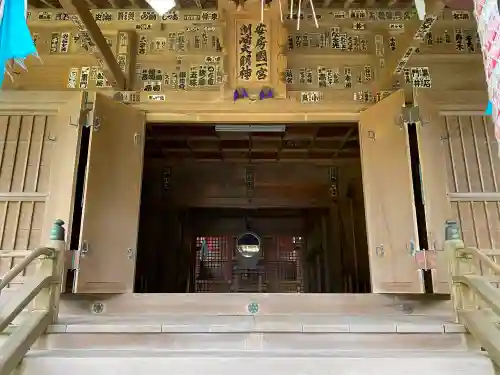洲崎神社の本殿・本堂