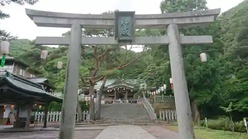 函館八幡宮の鳥居