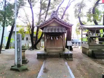 稲荷社（北明治稲荷社）の末社・摂社