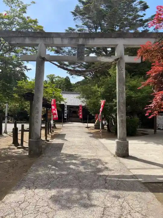 谷山神社の{uncategorized: "未分類", other: "その他", undefined: "問題あり", building: "その他建物", grave: "お墓", sacred_gate: "鳥居", guardian: "狛犬", statue: "像", buddha: "仏像", history: "歴史", nature: "自然", garden: "庭園", animal: "動物", pagoda: "塔", temizu: "手水舎", mountain_gate: "山門・神門", sanctuary: "本殿・本堂", subordinate: "末社・摂社", art: "芸術", scenery: "景色", jizo: "地蔵", ema: "絵馬", goshuin: "御朱印", omikuji: "おみくじ", items: "授与品その他", amulet: "お守り", goshuincho: "御朱印帳", eats: "食事", festival: "お祭り", votive_dance: "神楽", shichigosan: "七五三参", wedding: "結婚式", experience: "体験その他", initially: "初詣", around: "周辺", anti_infection: "感染症対策"}