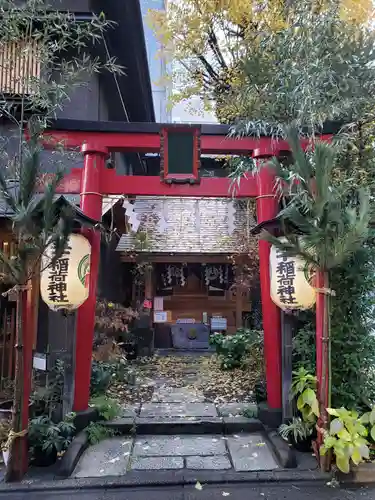 五十稲荷神社(栄寿稲荷神社)の鳥居