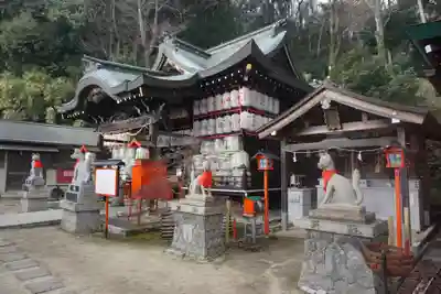 諏訪神社・諏訪山稲荷神社の本殿・本堂
