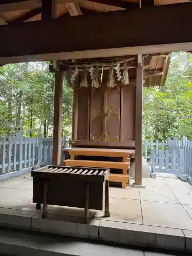 寒川神社の{uncategorized: "未分類", other: "その他", undefined: "問題あり", building: "その他建物", grave: "お墓", sacred_gate: "鳥居", guardian: "狛犬", statue: "像", buddha: "仏像", history: "歴史", nature: "自然", garden: "庭園", animal: "動物", pagoda: "塔", temizu: "手水舎", mountain_gate: "山門・神門", sanctuary: "本殿・本堂", subordinate: "末社・摂社", art: "芸術", scenery: "景色", jizo: "地蔵", ema: "絵馬", goshuin: "御朱印", omikuji: "おみくじ", items: "授与品その他", amulet: "お守り", goshuincho: "御朱印帳", eats: "食事", festival: "お祭り", votive_dance: "神楽", shichigosan: "七五三参", wedding: "結婚式", experience: "体験その他", initially: "初詣", around: "周辺", anti_infection: "感染症対策"}