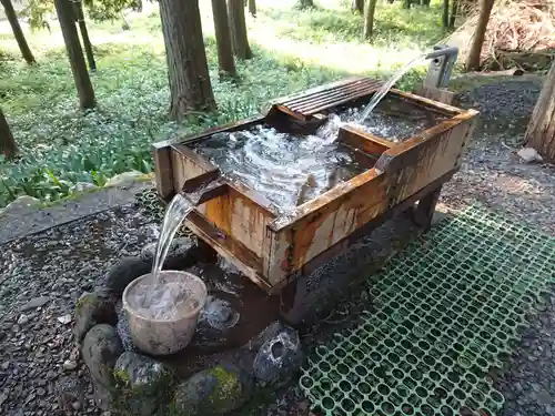 神明神社の手水