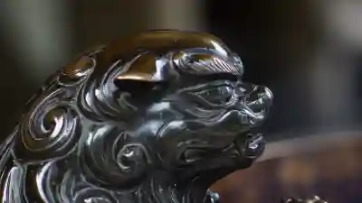 青岸渡寺の{uncategorized: "未分類", other: "その他", undefined: "問題あり", building: "その他建物", grave: "お墓", sacred_gate: "鳥居", guardian: "狛犬", statue: "像", buddha: "仏像", history: "歴史", nature: "自然", garden: "庭園", animal: "動物", pagoda: "塔", temizu: "手水舎", mountain_gate: "山門・神門", sanctuary: "本殿・本堂", subordinate: "末社・摂社", art: "芸術", scenery: "景色", jizo: "地蔵", ema: "絵馬", goshuin: "御朱印", omikuji: "おみくじ", items: "授与品その他", amulet: "お守り", goshuincho: "御朱印帳", eats: "食事", festival: "お祭り", votive_dance: "神楽", shichigosan: "七五三参", wedding: "結婚式", experience: "体験その他", initially: "初詣", around: "周辺", anti_infection: "感染症対策"}