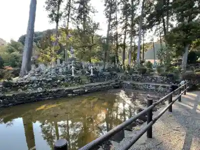 浄眼寺の{uncategorized: "未分類", other: "その他", undefined: "問題あり", building: "その他建物", grave: "お墓", sacred_gate: "鳥居", guardian: "狛犬", statue: "像", buddha: "仏像", history: "歴史", nature: "自然", garden: "庭園", animal: "動物", pagoda: "塔", temizu: "手水舎", mountain_gate: "山門・神門", sanctuary: "本殿・本堂", subordinate: "末社・摂社", art: "芸術", scenery: "景色", jizo: "地蔵", ema: "絵馬", goshuin: "御朱印", omikuji: "おみくじ", items: "授与品その他", amulet: "お守り", goshuincho: "御朱印帳", eats: "食事", festival: "お祭り", votive_dance: "神楽", shichigosan: "七五三参", wedding: "結婚式", experience: "体験その他", initially: "初詣", around: "周辺", anti_infection: "感染症対策"}