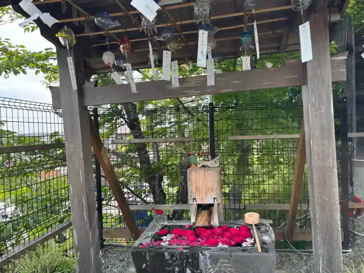 仙台八坂神社の{uncategorized: "未分類", other: "その他", undefined: "問題あり", building: "その他建物", grave: "お墓", sacred_gate: "鳥居", guardian: "狛犬", statue: "像", buddha: "仏像", history: "歴史", nature: "自然", garden: "庭園", animal: "動物", pagoda: "塔", temizu: "手水舎", mountain_gate: "山門・神門", sanctuary: "本殿・本堂", subordinate: "末社・摂社", art: "芸術", scenery: "景色", jizo: "地蔵", ema: "絵馬", goshuin: "御朱印", omikuji: "おみくじ", items: "授与品その他", amulet: "お守り", goshuincho: "御朱印帳", eats: "食事", festival: "お祭り", votive_dance: "神楽", shichigosan: "七五三参", wedding: "結婚式", experience: "体験その他", initially: "初詣", around: "周辺", anti_infection: "感染症対策"}