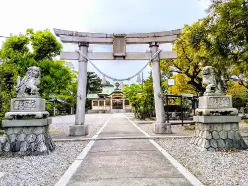 今川八幡宮の鳥居