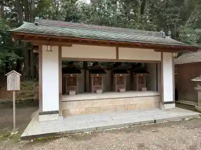 往馬坐伊古麻都比古神社の{uncategorized: "未分類", other: "その他", undefined: "問題あり", building: "その他建物", grave: "お墓", sacred_gate: "鳥居", guardian: "狛犬", statue: "像", buddha: "仏像", history: "歴史", nature: "自然", garden: "庭園", animal: "動物", pagoda: "塔", temizu: "手水舎", mountain_gate: "山門・神門", sanctuary: "本殿・本堂", subordinate: "末社・摂社", art: "芸術", scenery: "景色", jizo: "地蔵", ema: "絵馬", goshuin: "御朱印", omikuji: "おみくじ", items: "授与品その他", amulet: "お守り", goshuincho: "御朱印帳", eats: "食事", festival: "お祭り", votive_dance: "神楽", shichigosan: "七五三参", wedding: "結婚式", experience: "体験その他", initially: "初詣", around: "周辺", anti_infection: "感染症対策"}