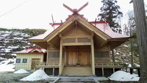 山越諏訪神社の本殿