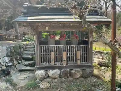東光寺の{uncategorized: "未分類", other: "その他", undefined: "問題あり", building: "その他建物", grave: "お墓", sacred_gate: "鳥居", guardian: "狛犬", statue: "像", buddha: "仏像", history: "歴史", nature: "自然", garden: "庭園", animal: "動物", pagoda: "塔", temizu: "手水舎", mountain_gate: "山門・神門", sanctuary: "本殿・本堂", subordinate: "末社・摂社", art: "芸術", scenery: "景色", jizo: "地蔵", ema: "絵馬", goshuin: "御朱印", omikuji: "おみくじ", items: "授与品その他", amulet: "お守り", goshuincho: "御朱印帳", eats: "食事", festival: "お祭り", votive_dance: "神楽", shichigosan: "七五三参", wedding: "結婚式", experience: "体験その他", initially: "初詣", around: "周辺", anti_infection: "感染症対策"}