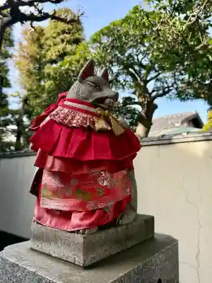 川崎大師(平間寺)の{uncategorized: "未分類", other: "その他", undefined: "問題あり", building: "その他建物", grave: "お墓", sacred_gate: "鳥居", guardian: "狛犬", statue: "像", buddha: "仏像", history: "歴史", nature: "自然", garden: "庭園", animal: "動物", pagoda: "塔", temizu: "手水舎", mountain_gate: "山門・神門", sanctuary: "本殿・本堂", subordinate: "末社・摂社", art: "芸術", scenery: "景色", jizo: "地蔵", ema: "絵馬", goshuin: "御朱印", omikuji: "おみくじ", items: "授与品その他", amulet: "お守り", goshuincho: "御朱印帳", eats: "食事", festival: "お祭り", votive_dance: "神楽", shichigosan: "七五三参", wedding: "結婚式", experience: "体験その他", initially: "初詣", around: "周辺", anti_infection: "感染症対策"}