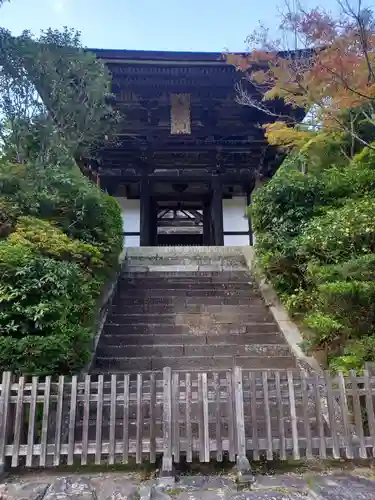 円成寺の山門・神門
