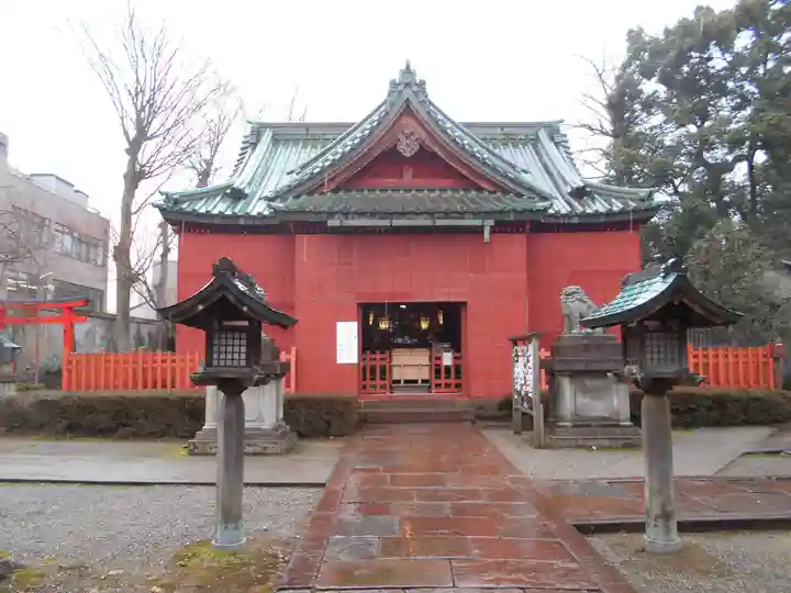 尾崎神社の本殿・本堂