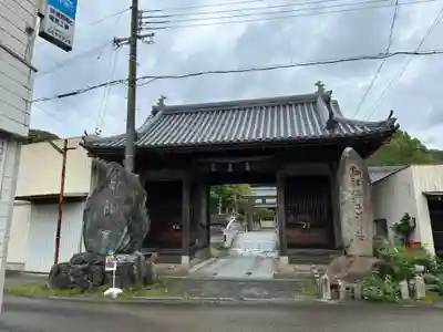河上神社の山門・神門