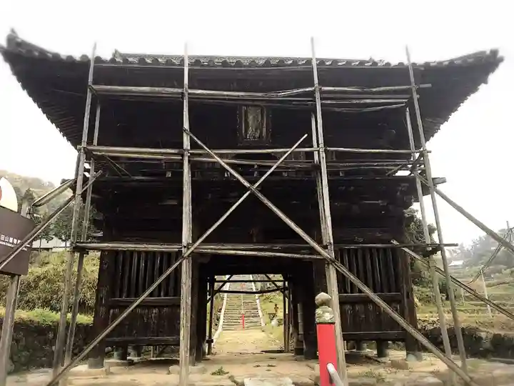 金山寺の山門・神門