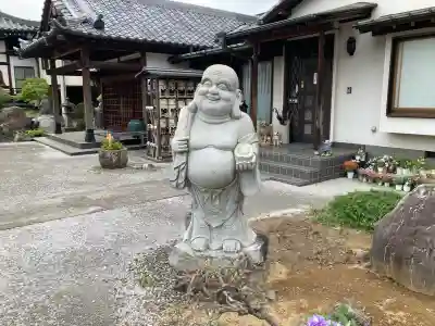 観蔵院の{uncategorized: "未分類", other: "その他", undefined: "問題あり", building: "その他建物", grave: "お墓", sacred_gate: "鳥居", guardian: "狛犬", statue: "像", buddha: "仏像", history: "歴史", nature: "自然", garden: "庭園", animal: "動物", pagoda: "塔", temizu: "手水舎", mountain_gate: "山門・神門", sanctuary: "本殿・本堂", subordinate: "末社・摂社", art: "芸術", scenery: "景色", jizo: "地蔵", ema: "絵馬", goshuin: "御朱印", omikuji: "おみくじ", items: "授与品その他", amulet: "お守り", goshuincho: "御朱印帳", eats: "食事", festival: "お祭り", votive_dance: "神楽", shichigosan: "七五三参", wedding: "結婚式", experience: "体験その他", initially: "初詣", around: "周辺", anti_infection: "感染症対策"}
