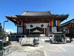 定泰寺の本殿