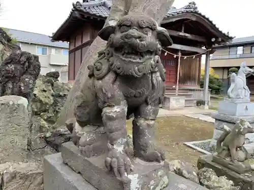 稲荷神社の狛犬