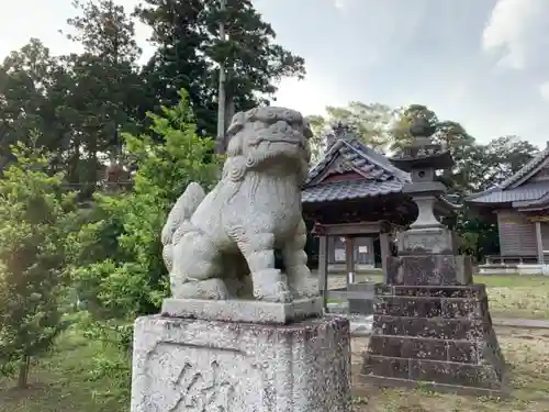 瀧口神社の狛犬
