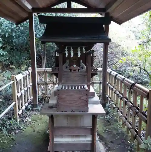 白金氷川神社の末社・摂社